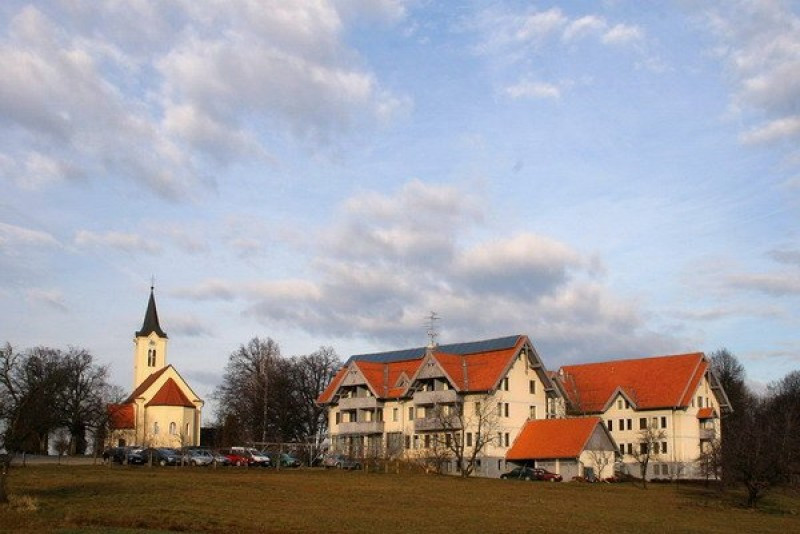 Župnijska cerkev sv. Benedikta na Goričkem v Prekmurju