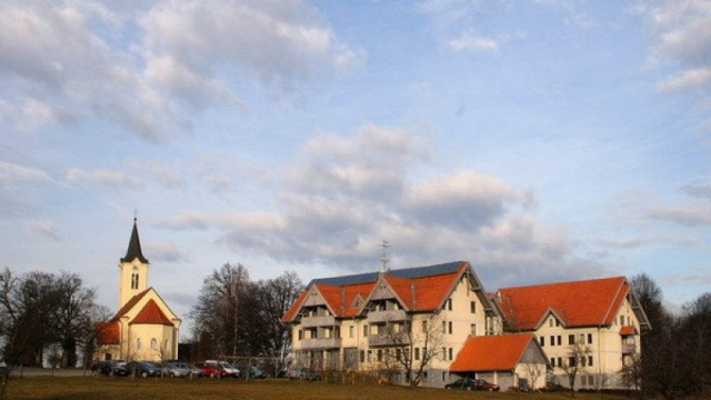 ae96c0586cab2dd3ba30f783f5e525fc30f517d9